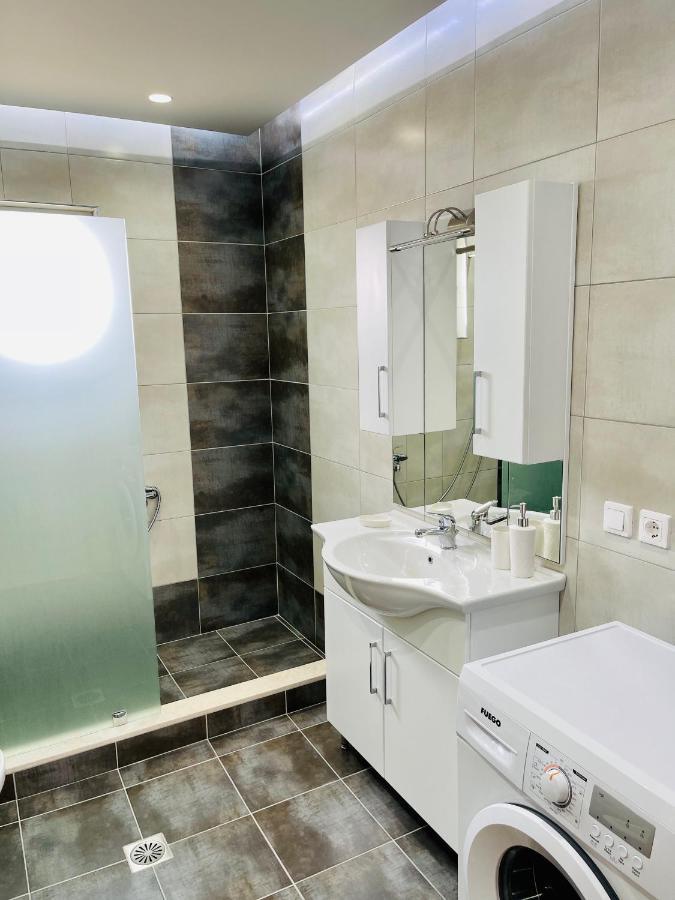 סרנדה Jb Apartments מראה חיצוני תמונה