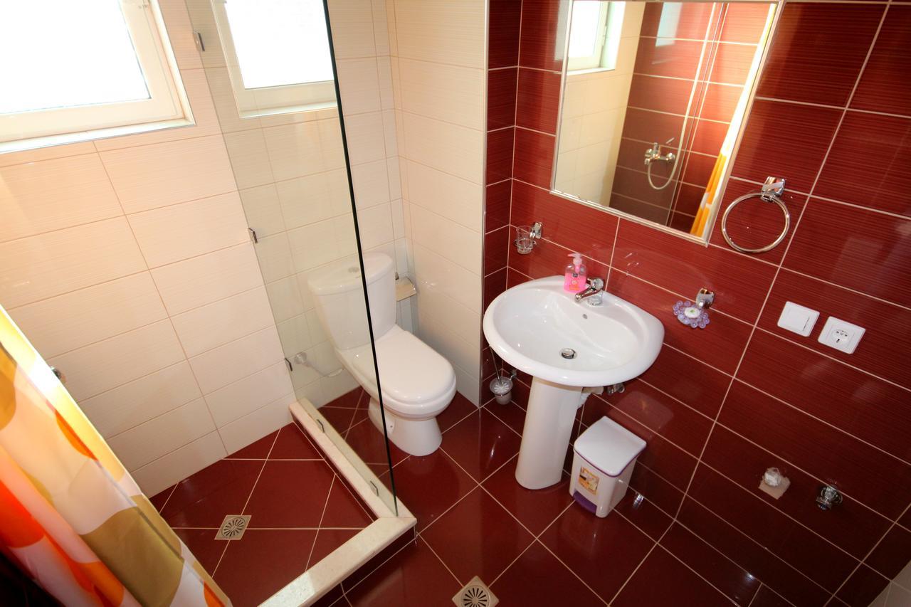 סרנדה Jb Apartments מראה חיצוני תמונה